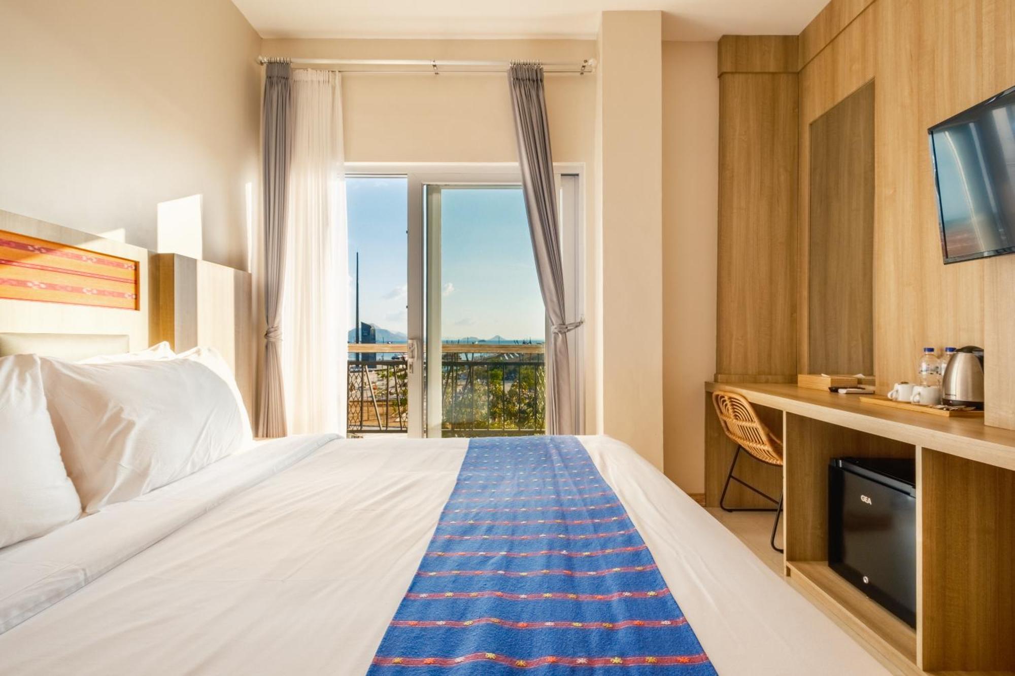 Dejavu 2.0 Hotel Bajo Komodo Labuan Bajo Esterno foto