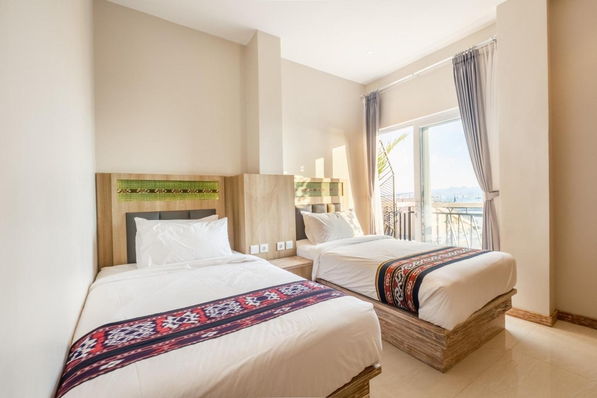 Dejavu 2.0 Hotel Bajo Komodo Labuan Bajo Esterno foto
